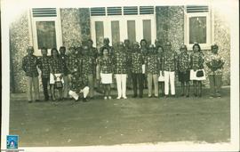 Foto bersama kontingen olah raga sleman didepan gedung Op Room