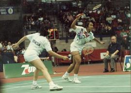 Foto Finarsih dan Lili Tampi mengikuti kejuaran  All England di Birmingham Inggris